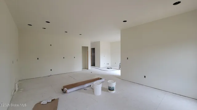 $599,000 | 9 Hill Crest Lane, Unit 2, Lake George, NY 12845