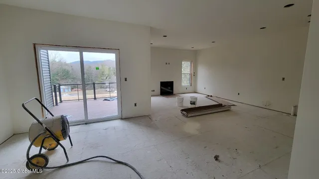 $599,000 | 9 Hill Crest Lane, Unit 2, Lake George, NY 12845