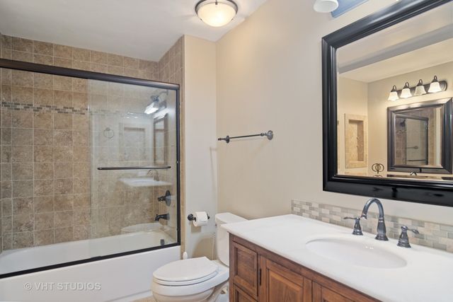 $1,017,500 | 5225 Briarcrest Lane, Long Grove, IL 60047