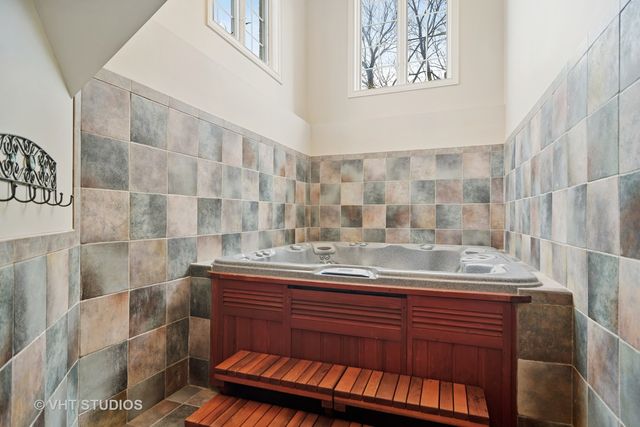 $1,017,500 | 5225 Briarcrest Lane, Long Grove, IL 60047