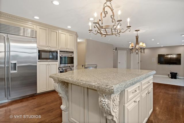 $1,017,500 | 5225 Briarcrest Lane, Long Grove, IL 60047