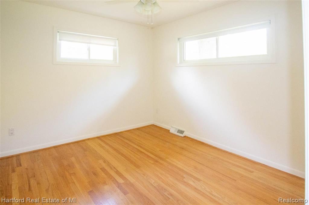 28220 Peppermill Road Farmington, MI 48331 - Photo 13 of 20