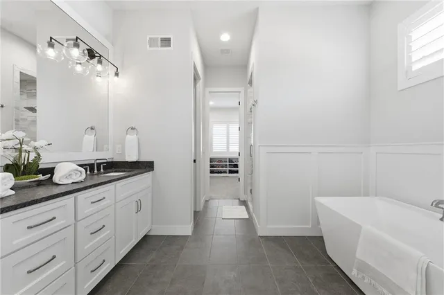 $1,550,000 | 17021 Lucille Street, Overland Park, KS 66221