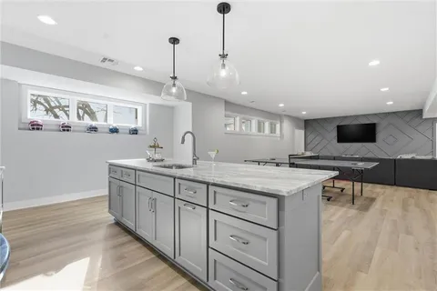 $1,550,000 | 17021 Lucille Street, Overland Park, KS 66221