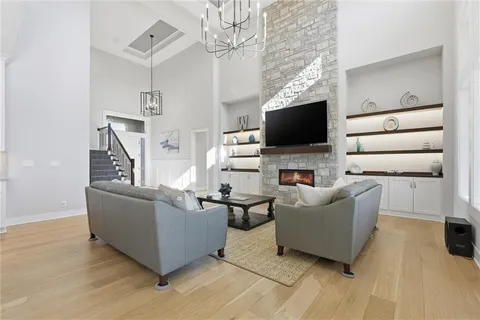 $1,550,000 | 17021 Lucille Street, Overland Park, KS 66221