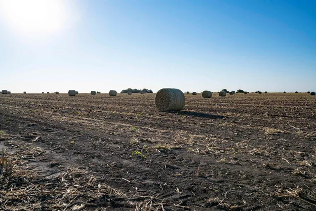 $158,878 | 2529 280th Street, Lincolnville, KS 66858