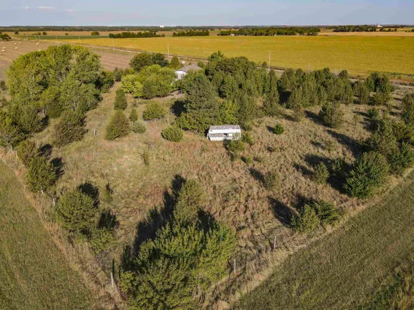 $158,878 | 2529 280th Street, Lincolnville, KS 66858