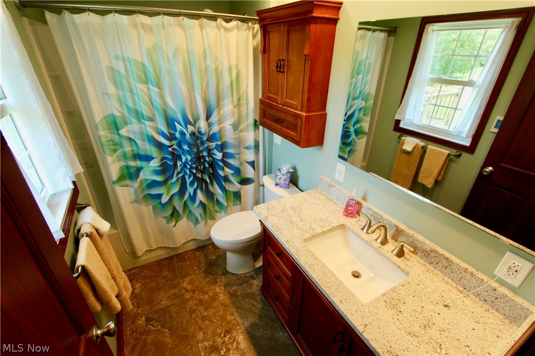 6458 Neff Road Valley City, OH 44280 - Photo 12 of 28 Gallery Image 12