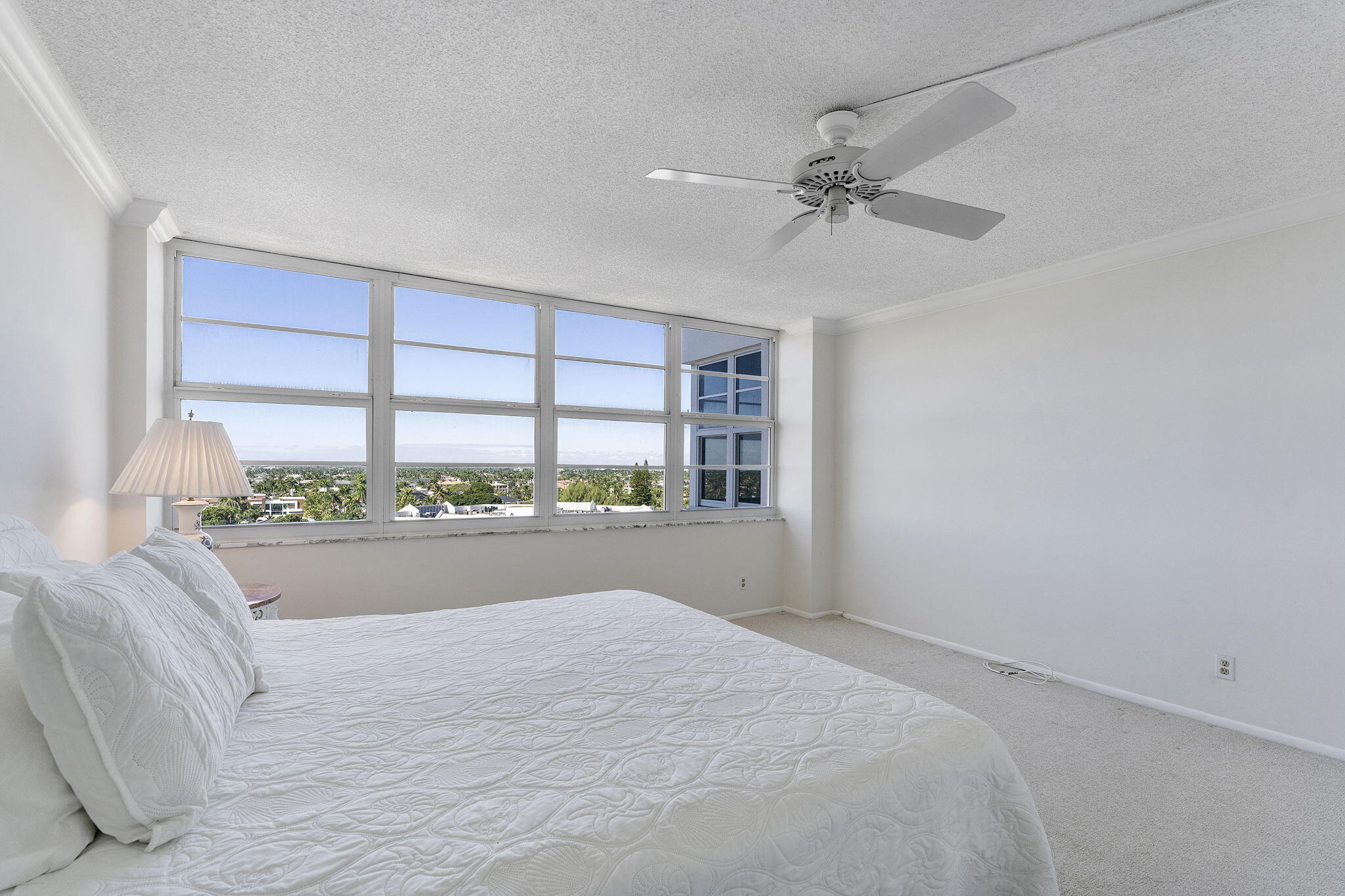 2000 South Ocean Boulevard, Unit 8A Boca Raton, FL 33432 - Photo 32 of 66 43-web-or-mls-DSC05642