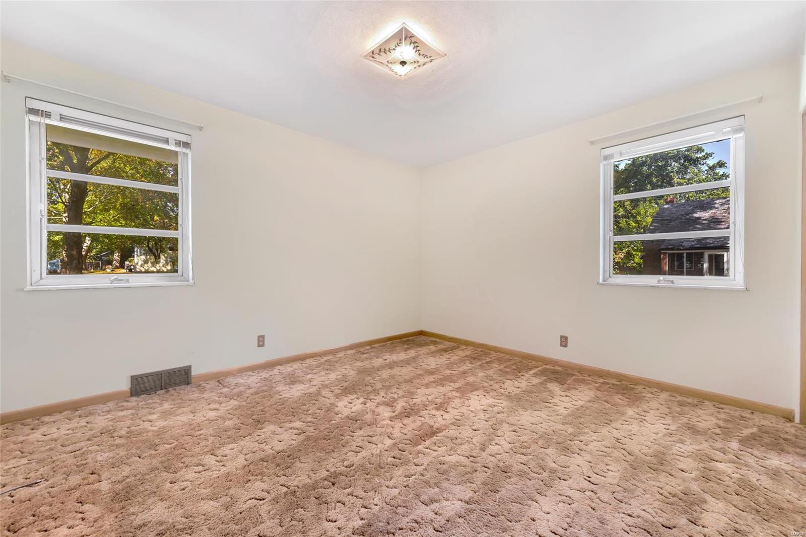 837 Forman Road St. Louis, MO 63123 - Photo 32 of 42 Gallery Image 32