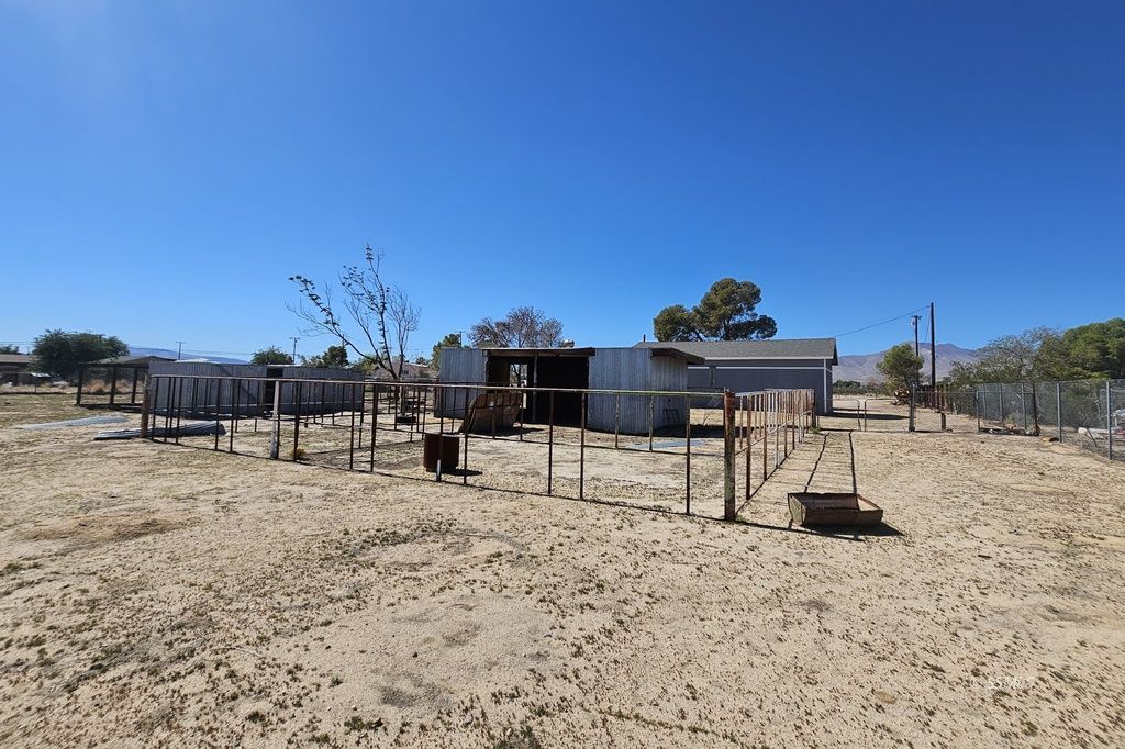 1544 North Charles Street Ridgecrest, CA 93555 - Photo 36 of 45 Gallery Image 36
