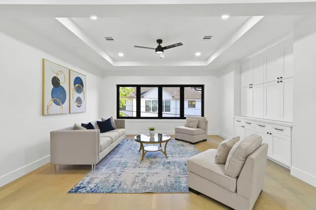 $1,499,000 | 5115 Maple Street, Bellaire, TX 77401