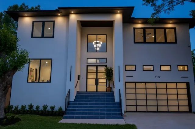 $1,499,000 | 5115 Maple Street, Bellaire, TX 77401