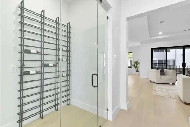 $1,499,000 | 5115 Maple Street, Bellaire, TX 77401