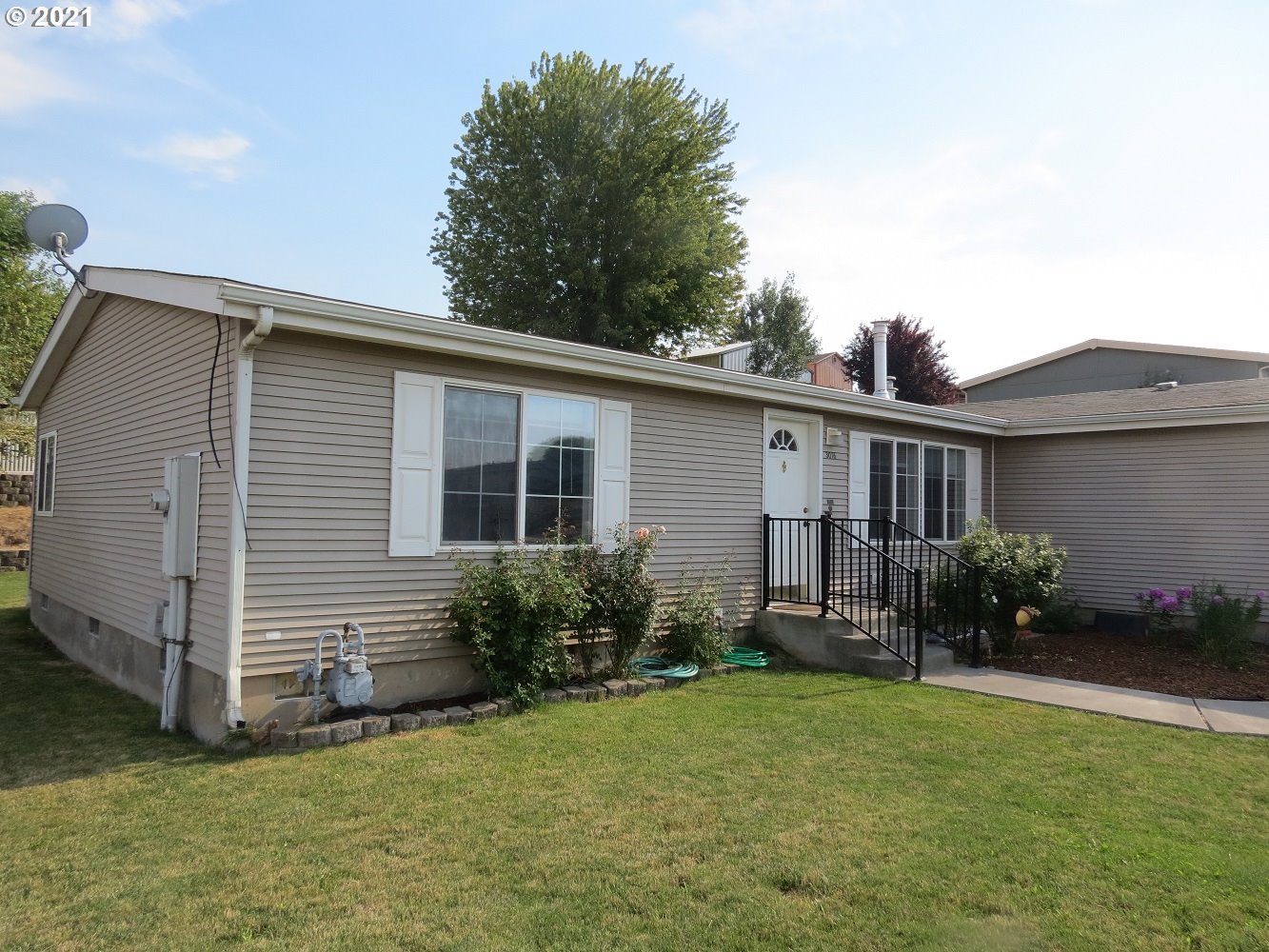 3016 Southwest Overlook Place Pendleton, OR 97801 - Photo 1 of 4