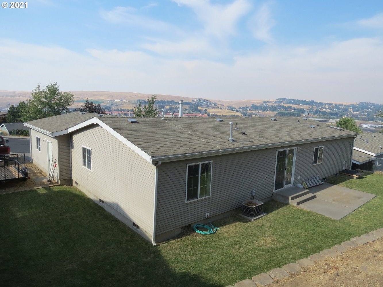 3016 Southwest Overlook Place Pendleton, OR 97801 - Photo 4 of 4