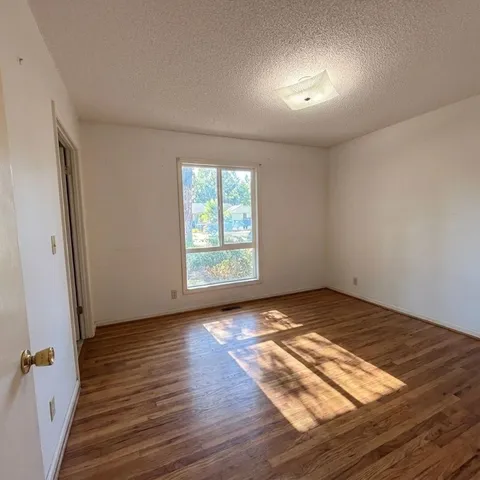 $710,000 | 302 Wymberly Road, St. Simons Island, GA 31522