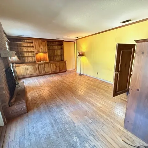 $710,000 | 302 Wymberly Road, St. Simons Island, GA 31522