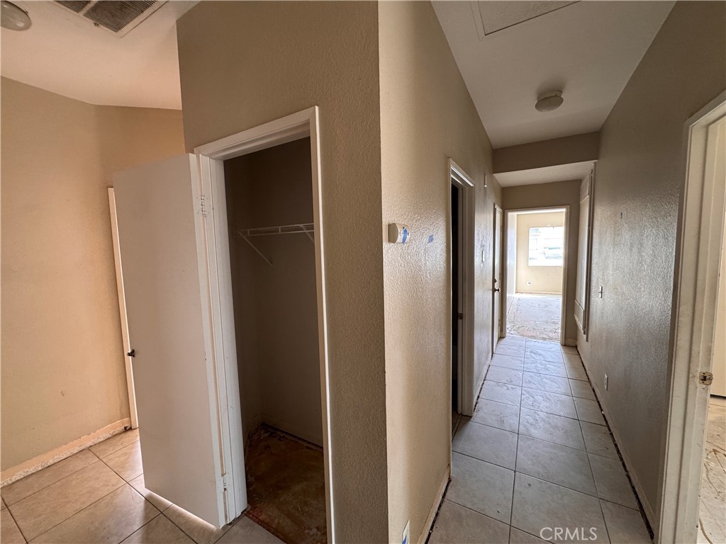 2014 West Dawnview Drive Rialto, CA 92377 - Photo 18 of 48