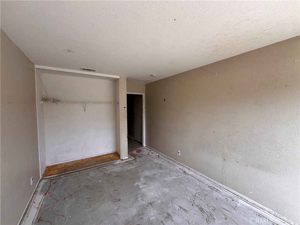 2014 West Dawnview Drive Rialto, CA 92377 - Photo 27 of 48