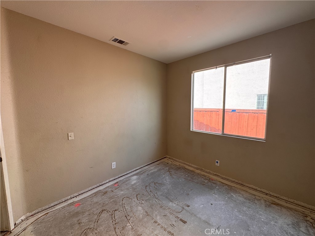 2014 West Dawnview Drive Rialto, CA 92377 - Photo 33 of 48