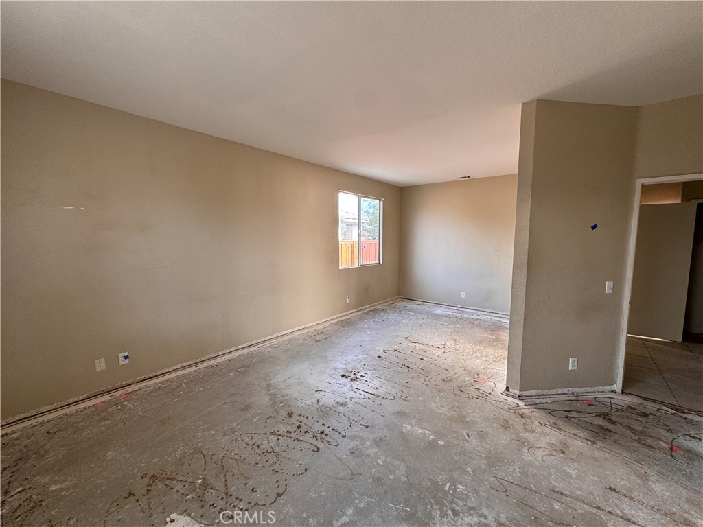 2014 West Dawnview Drive Rialto, CA 92377 - Photo 35 of 48