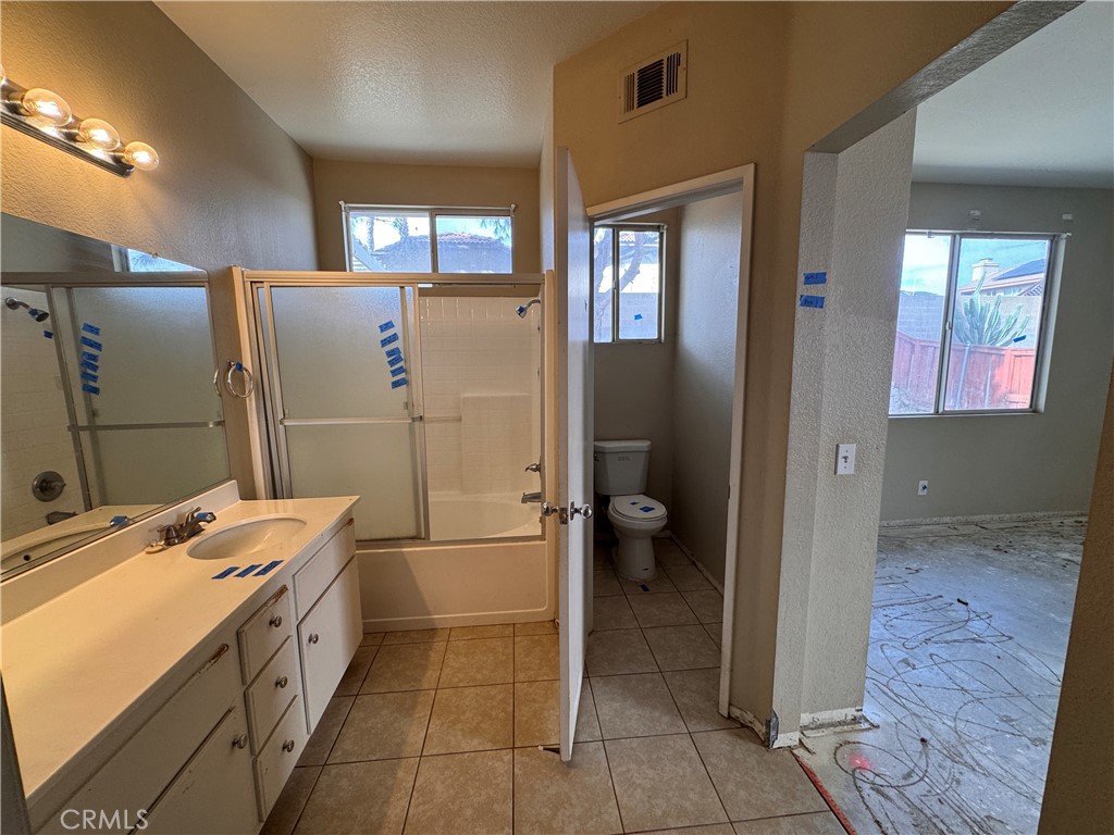 2014 West Dawnview Drive Rialto, CA 92377 - Photo 41 of 48