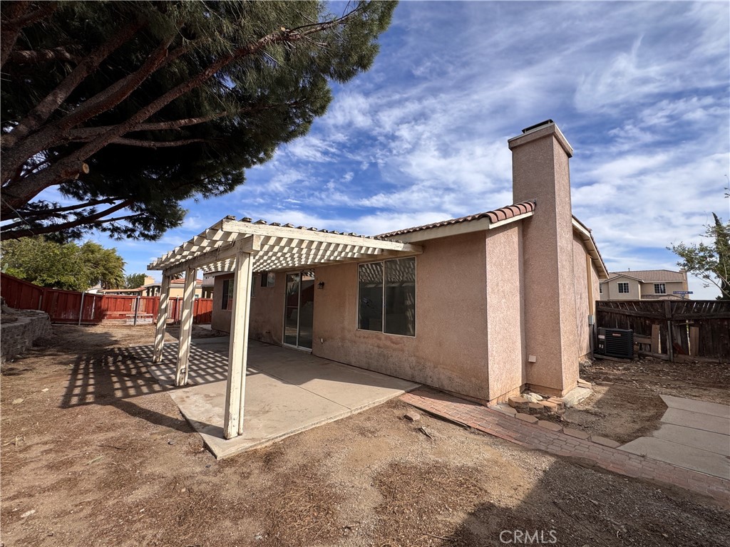 2014 West Dawnview Drive Rialto, CA 92377 - Photo 47 of 48