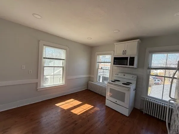 $2,800 | 20 Fremont Street, Unit 2, Plymouth, MA 02360