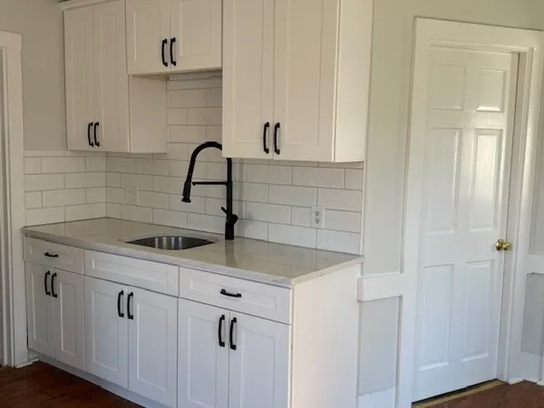 $2,800 | 20 Fremont Street, Unit 2, Plymouth, MA 02360