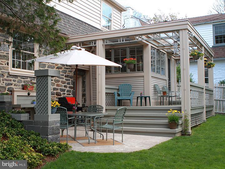 202 Barrie Road Narberth, PA 19072 - Photo 7 of 25 Patio