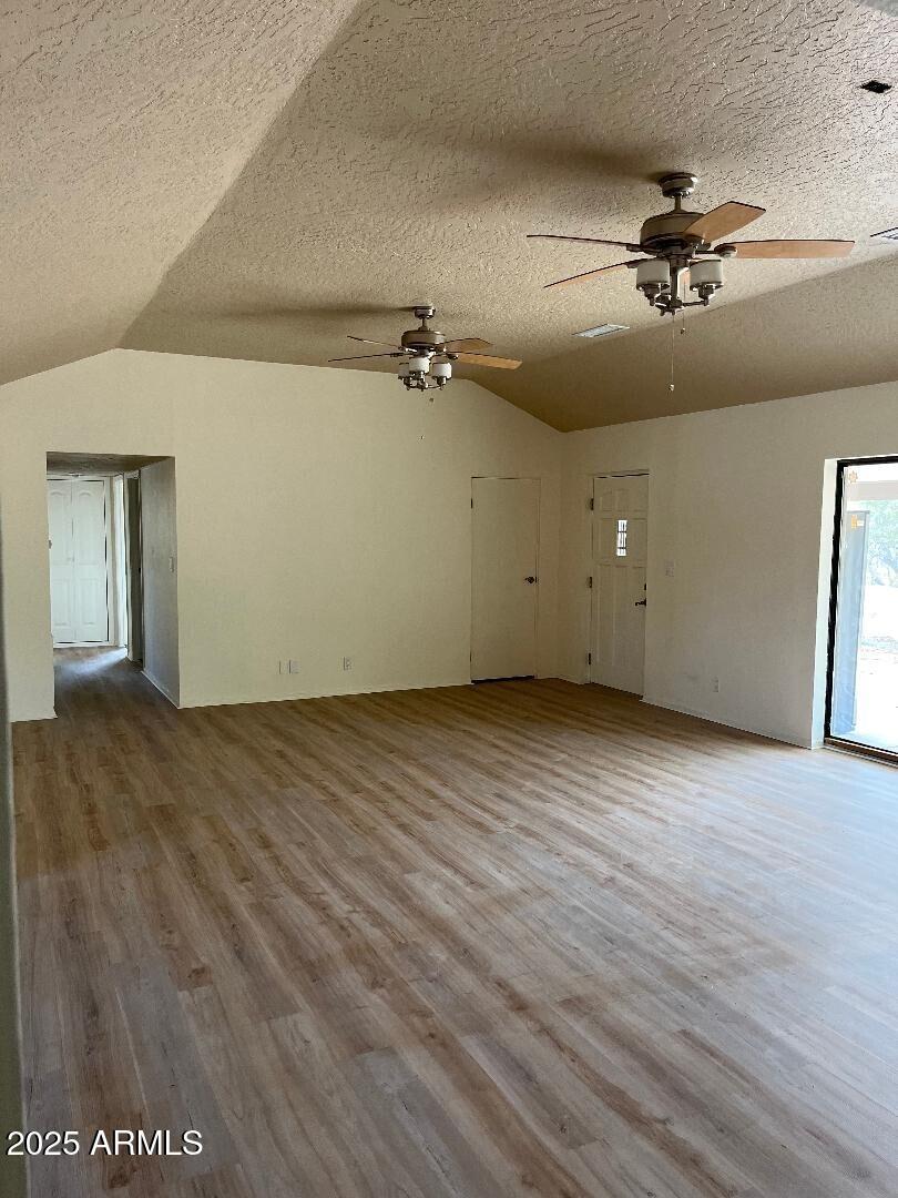 4500 North Culpepper Ranch Road Rimrock, AZ 86335 - Photo 11 of 14 4500 livingroom