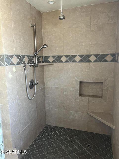 4500 North Culpepper Ranch Road Rimrock, AZ 86335 - Photo 4 of 14 Main bathroom 1a