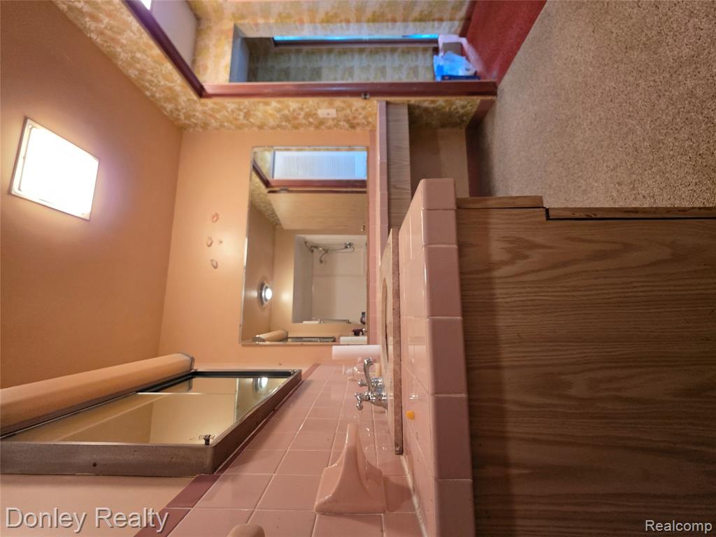2100 Sanilac Road Sandusky, MI 48471 - Photo 18 of 36
