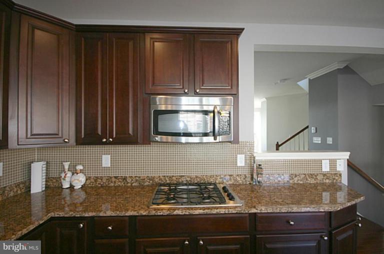 7653 Sandhurst Lane Hanover, MD 21076 - Photo 9 of 24 Kitchen