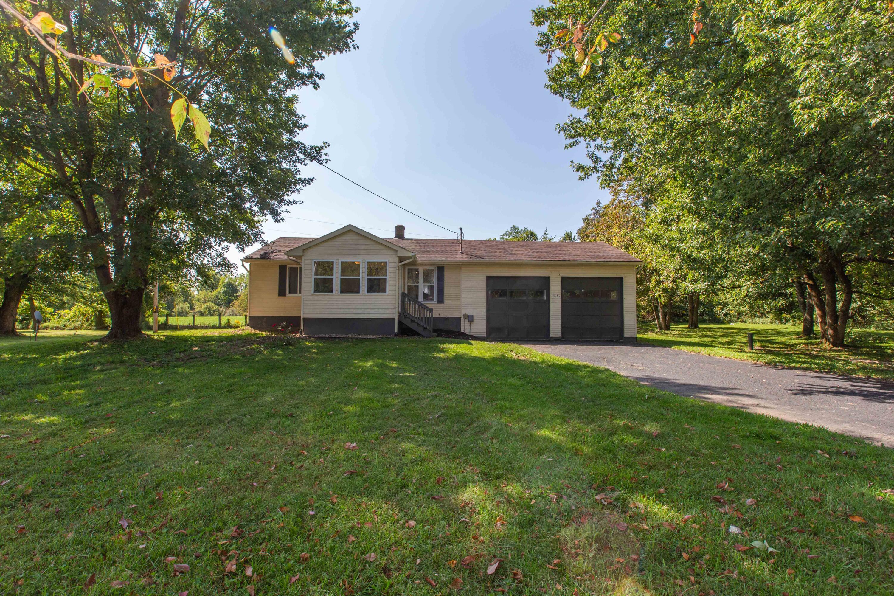 5326 Columbia Road Southwest Pataskala, OH 43062 - Photo 1 of 29 Front of Home