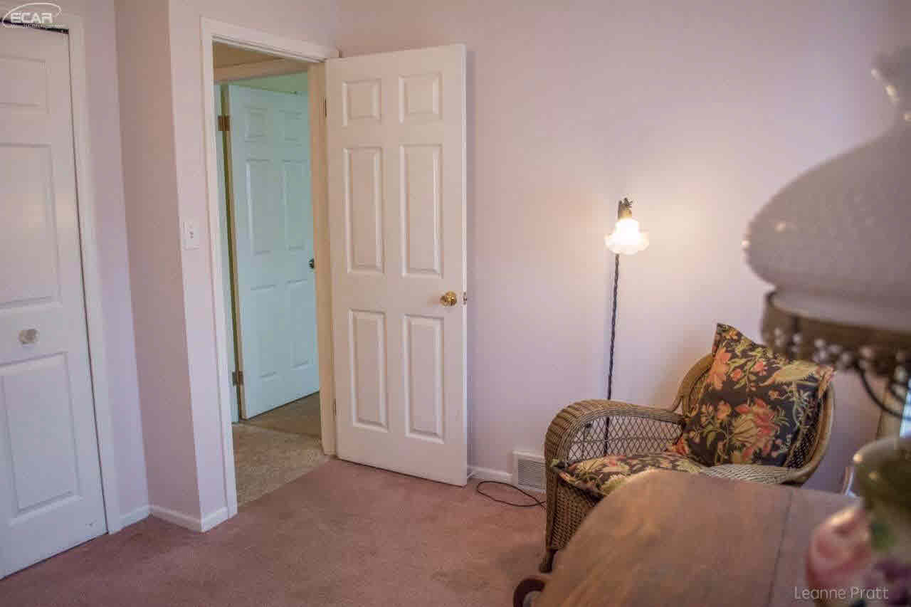 5302 Elms Road Flushing, MI 48433 - Photo 30 of 49 21238845-29.JPG