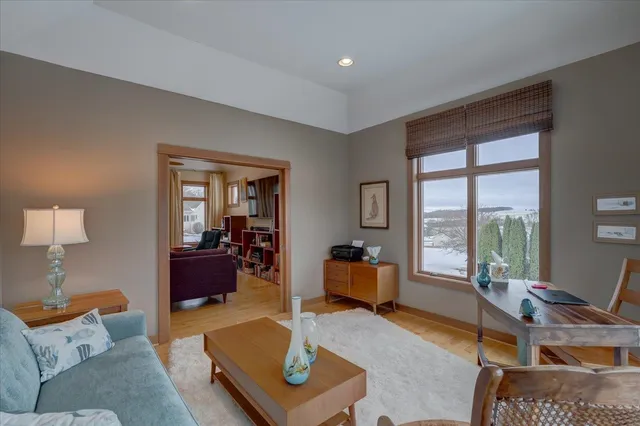 $695,000 | 4873 Highwood Circle, Middleton, WI 53562