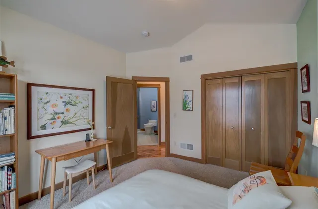 $695,000 | 4873 Highwood Circle, Middleton, WI 53562