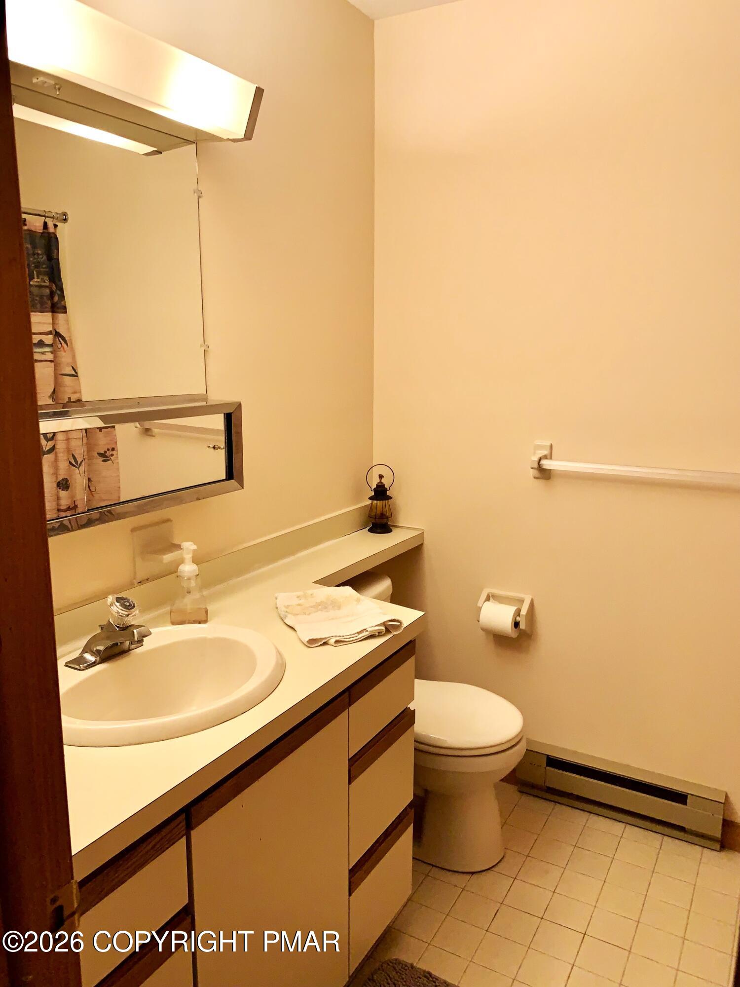 129 Sawmill Road Pocono Lake, PA 18347 - Photo 10 of 31 Main Bath