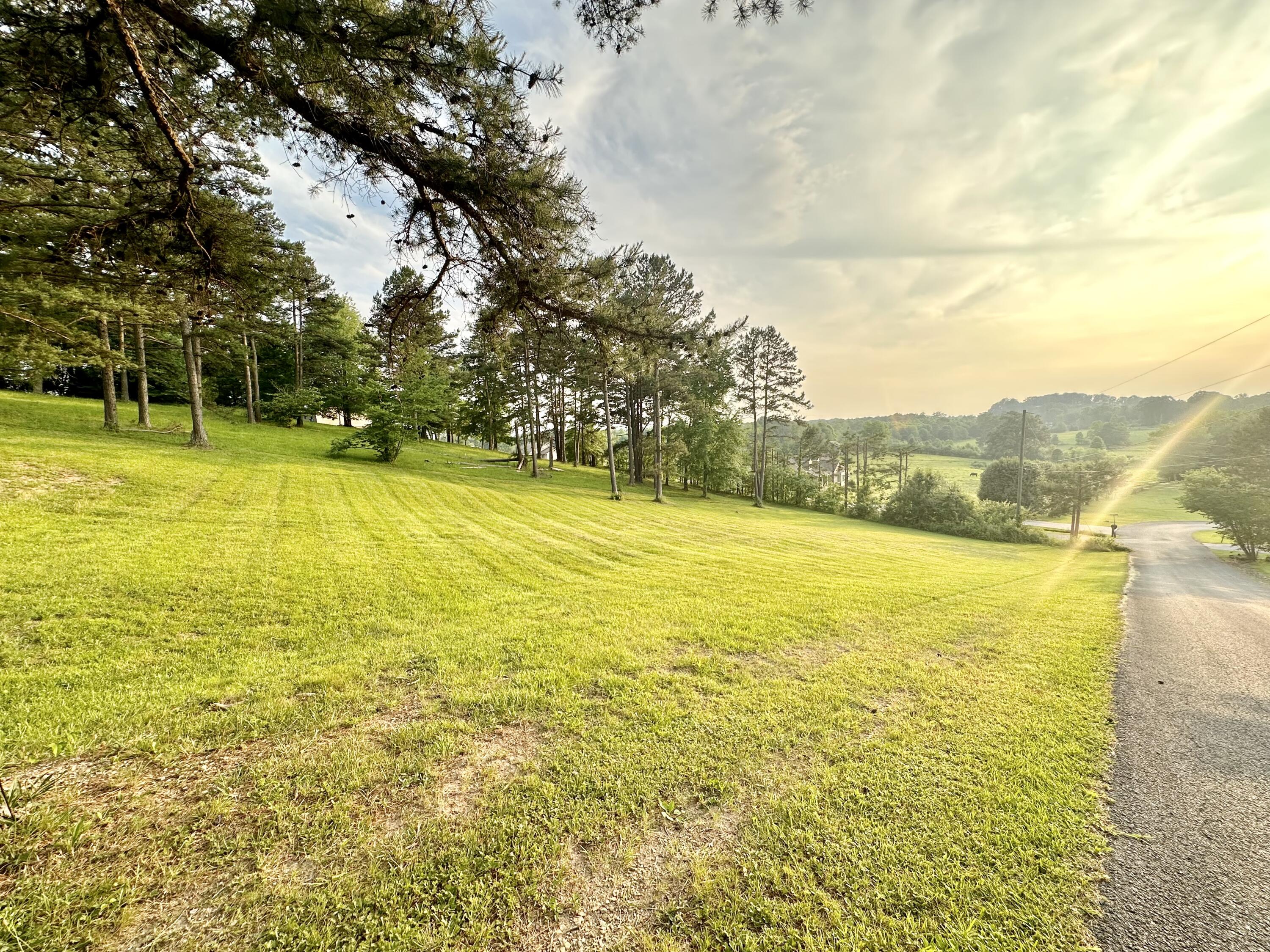2 Edward's Court Corbin, KY 40701 - Photo 2 of 12 2