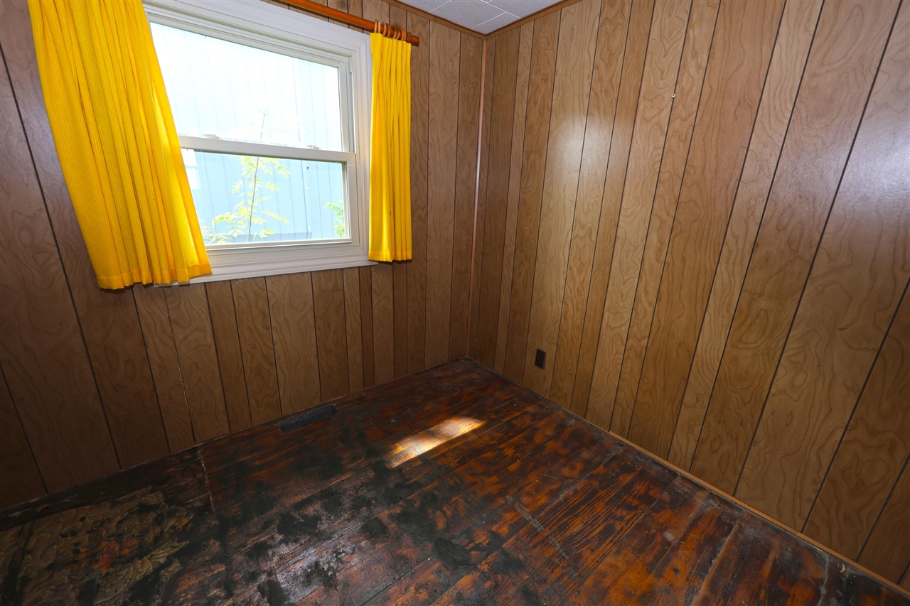 31050 Curran Beach Road Dowagiac, MI 49047 - Photo 6 of 37