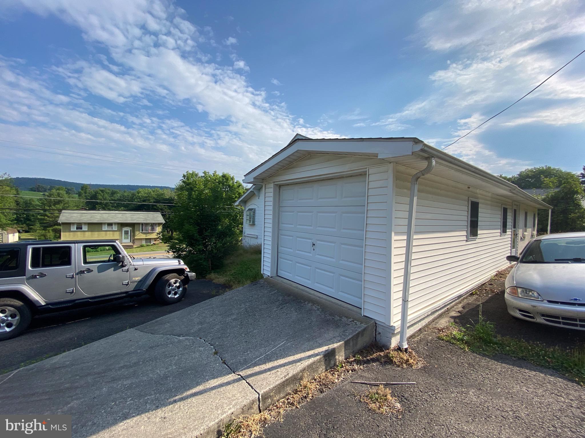 126 Sweet Arrow Lake Road Pine Grove, PA 17963 - Photo 5 of 6 Garage