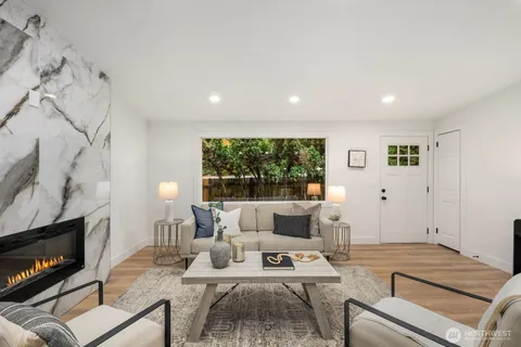 $624,999 | 14866 154th Place Southeast, Renton, WA 98058