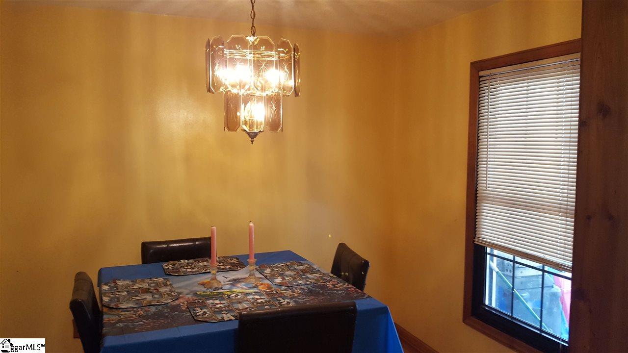 159 Oakvale Road, Unit 151 155 159 161 Greenville, SC 29611 - Photo 11 of 36 Gallery Image 11