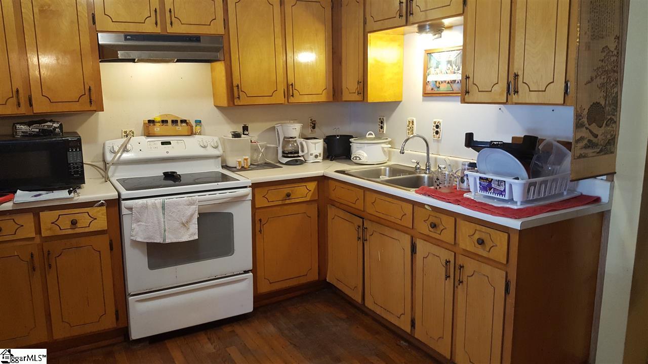 159 Oakvale Road, Unit 151 155 159 161 Greenville, SC 29611 - Photo 10 of 36 Gallery Image 10