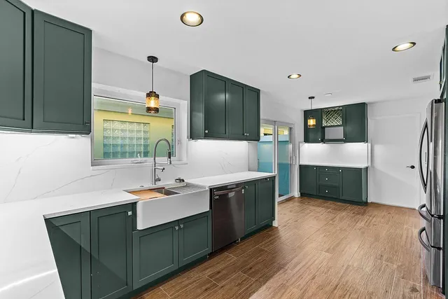 $649,900 | 2431 Southwest Brookwood Lane, Palm City, FL 34990