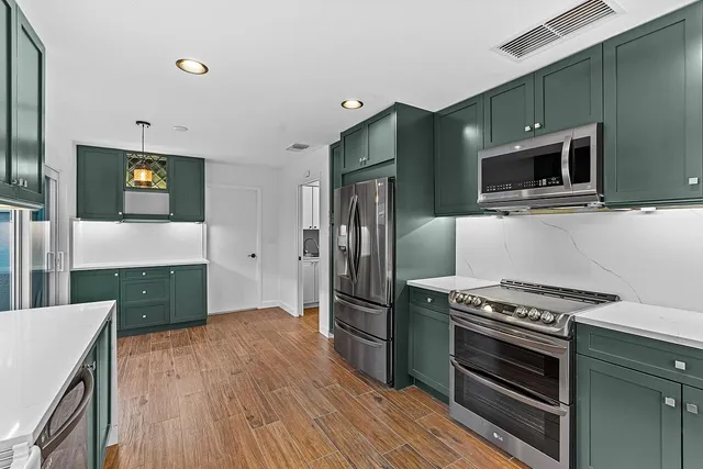 $649,900 | 2431 Southwest Brookwood Lane, Palm City, FL 34990