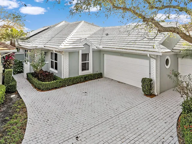 $649,900 | 2431 Southwest Brookwood Lane, Palm City, FL 34990
