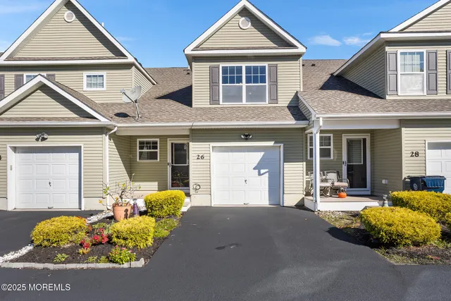 $355,000 | 26 Wiley Way, Toms River, NJ 08757